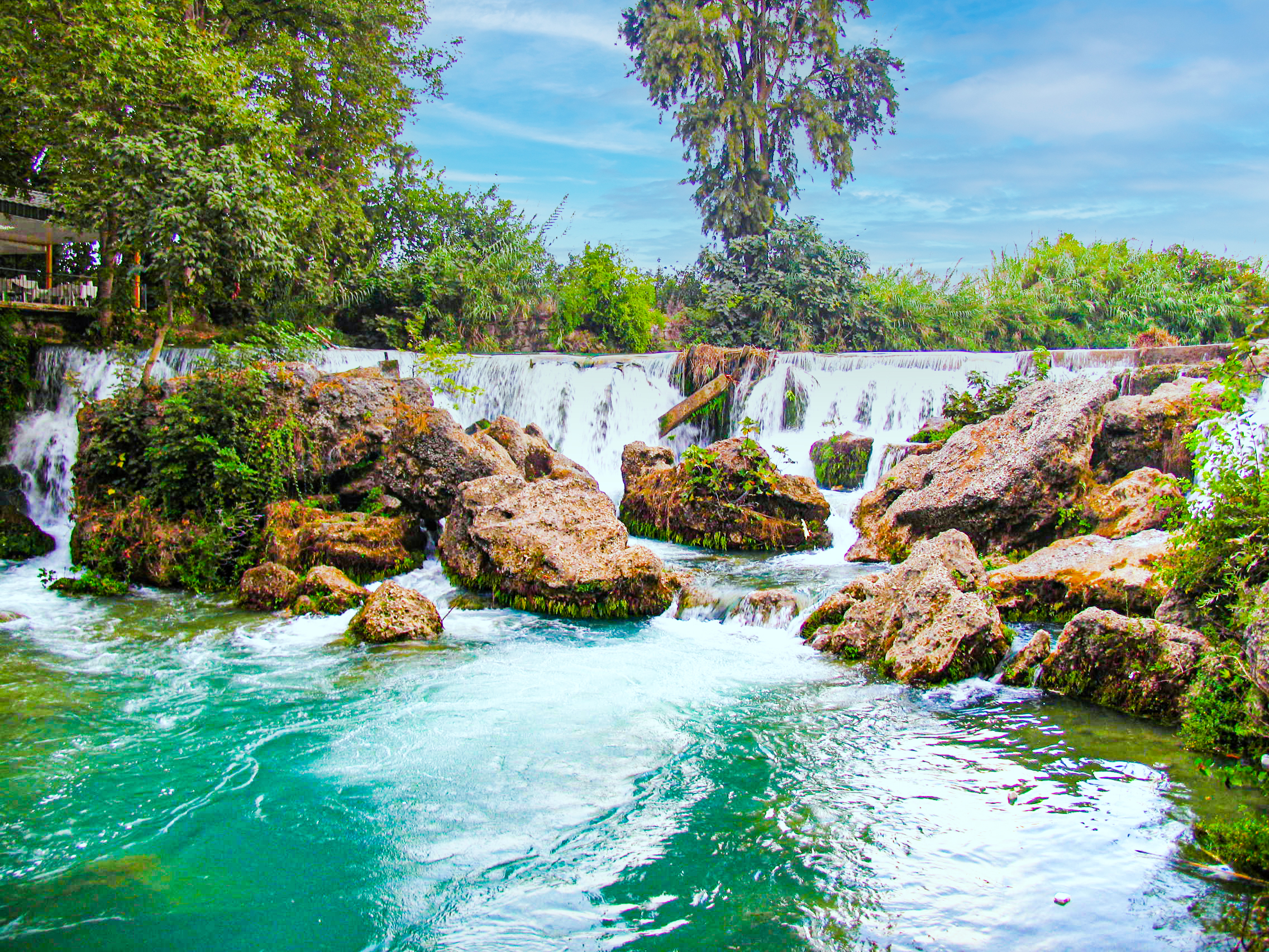 Tarsus Irmağı (Kydnos-Berdan), 
Şelale ve Roma Mezarları